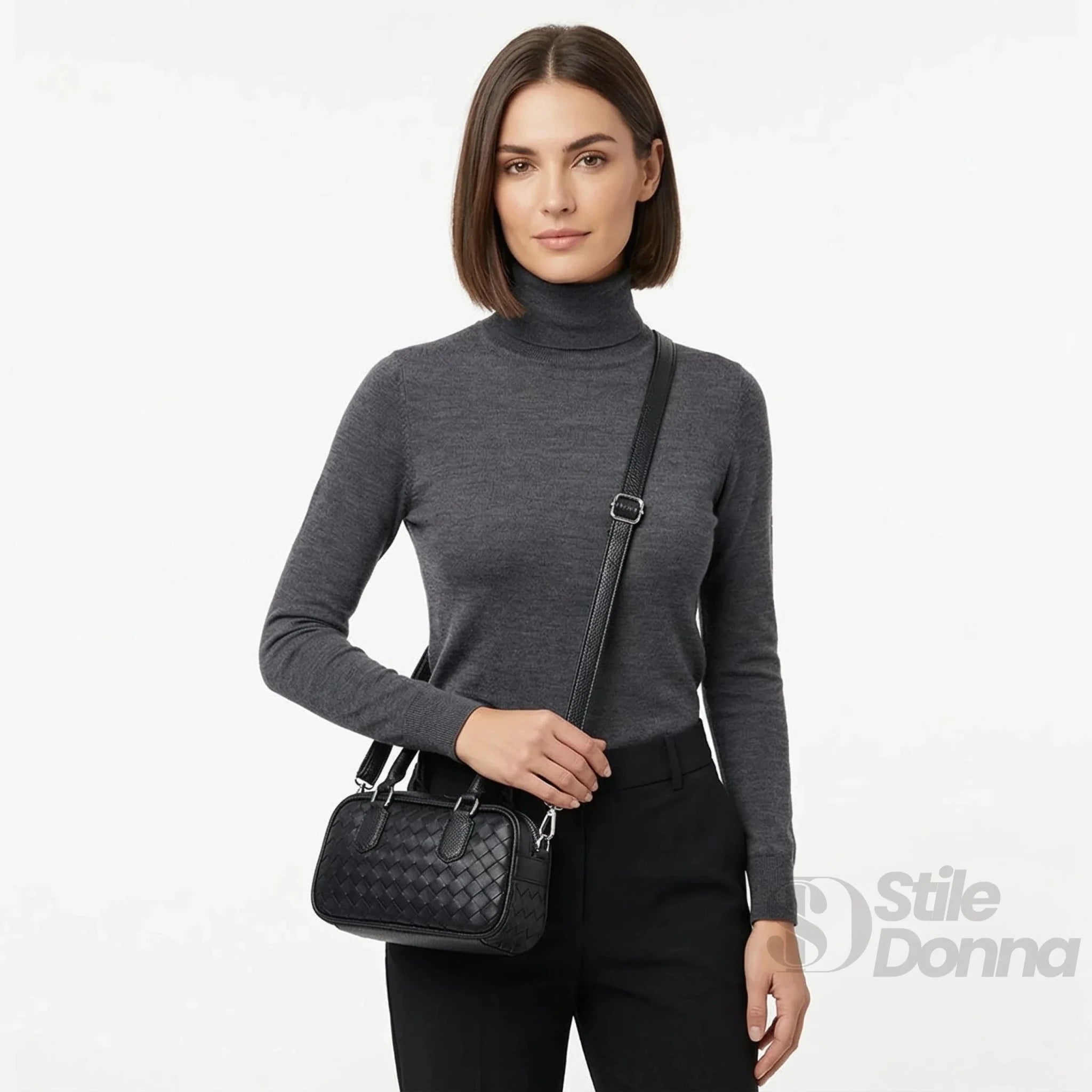 Borsa a Cilindro Intrecciata in Ecopelle Nera con Fodera Microfibra - Stile Donna Bags