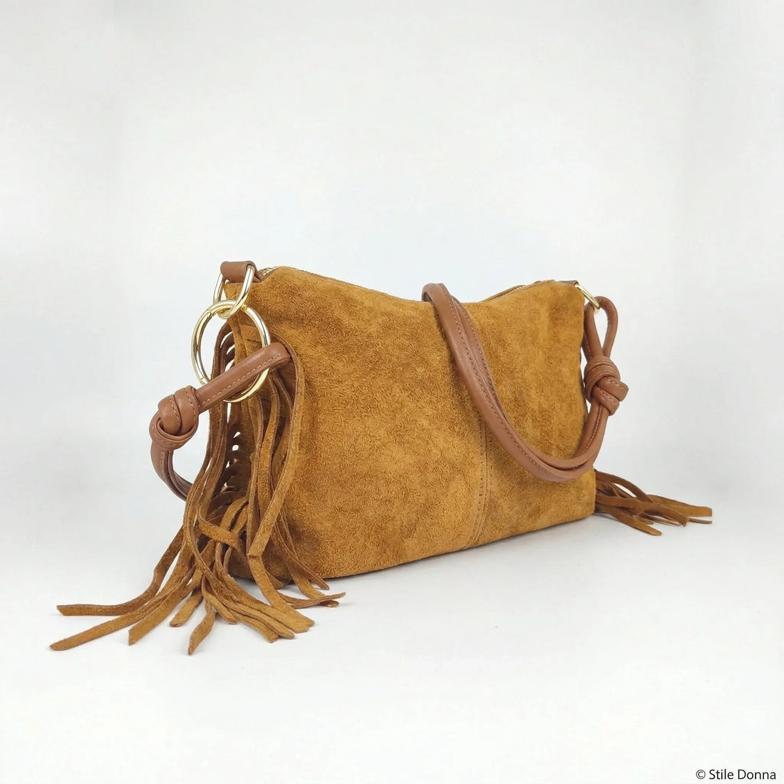 Le frange, il gesto boho