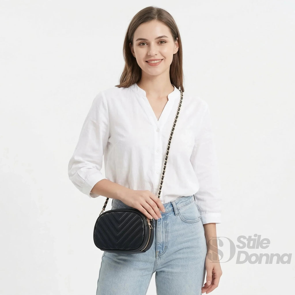 Borsa a Tracolla Ovale Trapuntata in Ecopelle Leggera - Stile Donna Bags
