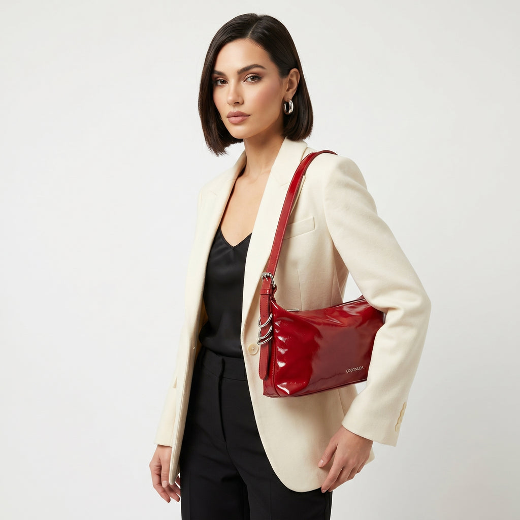 Coconuda Borsa a Tracolla in Ecopelle Verniciata con Catena - Stile Donna Bags