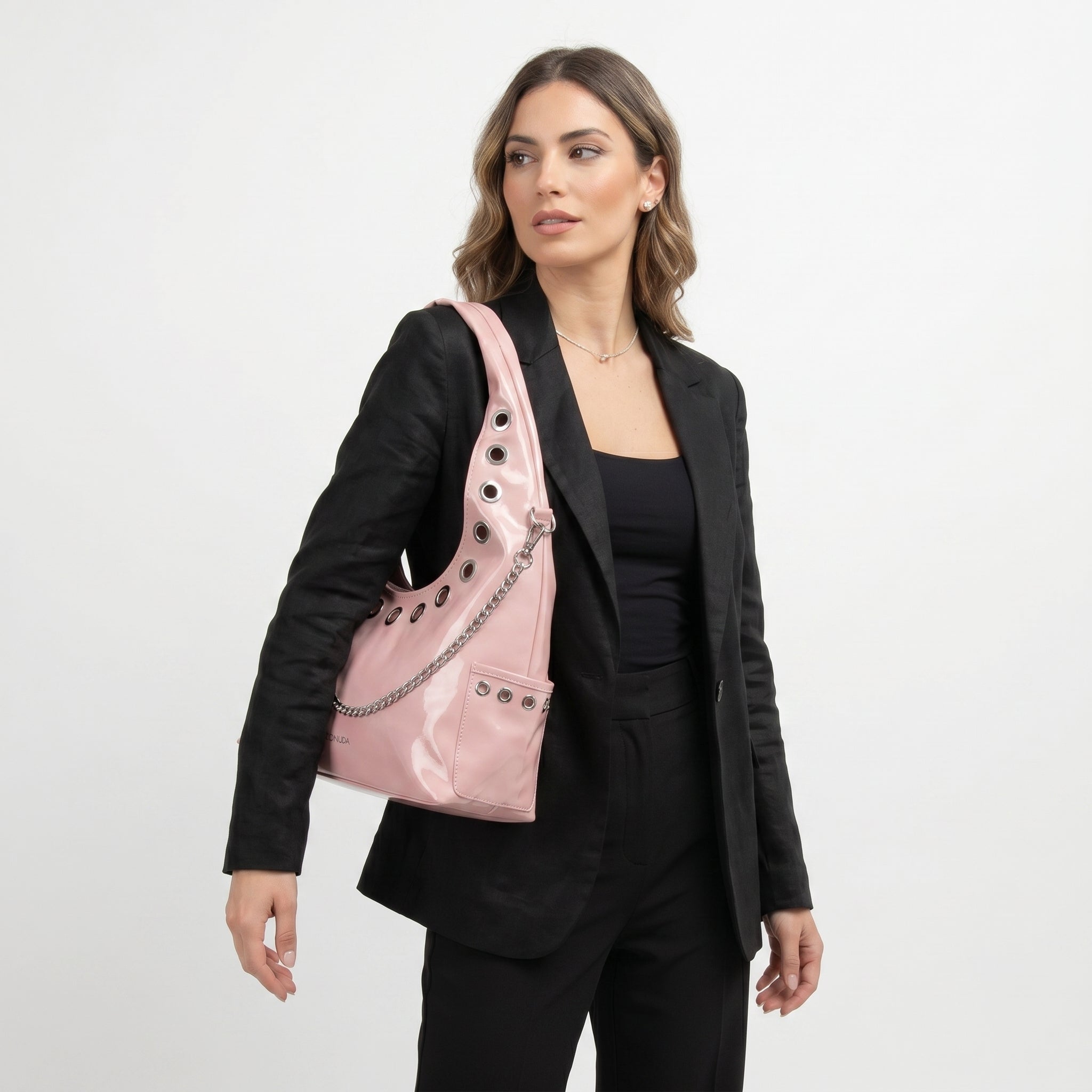 Coconuda Borsa a Tracolla in Ecopelle con Catena e Occhielli - Stile Donna Bags