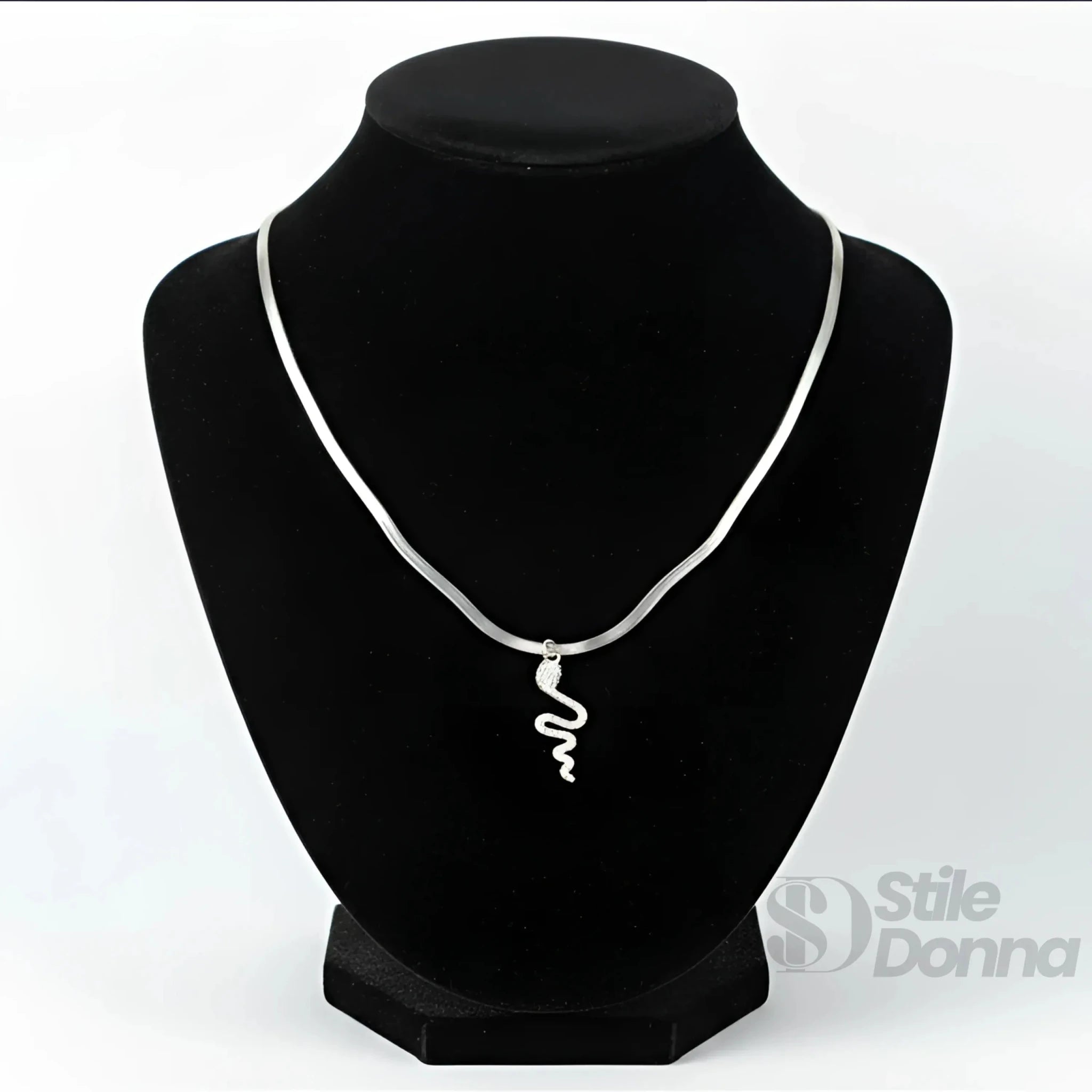 Collana Minimalista con Ciondolo Serpente in Cristallo Argento - Stile Donna Bags