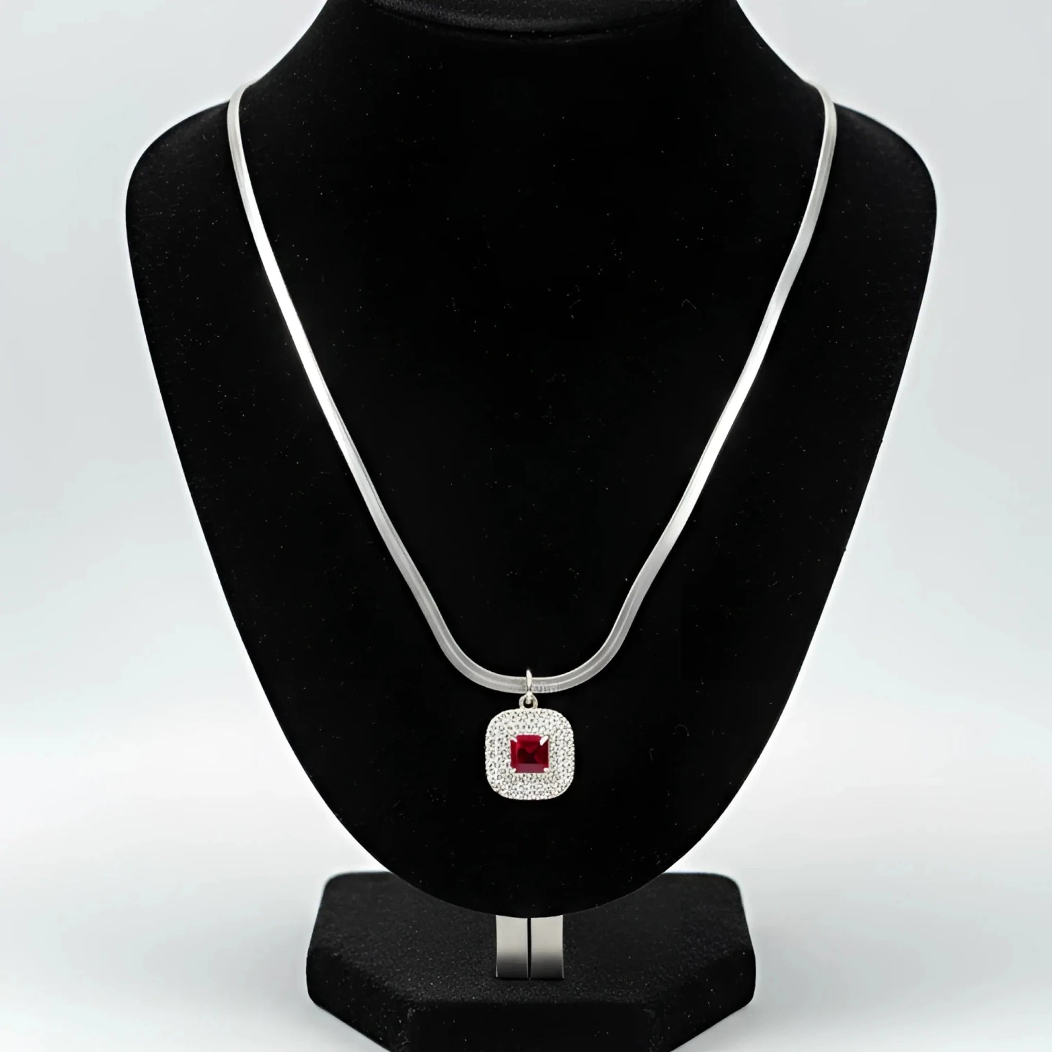 Collana Serpente in Argento con Pendente Rubino Rosso e Pavé di Cristallo - Stile Donna Bags