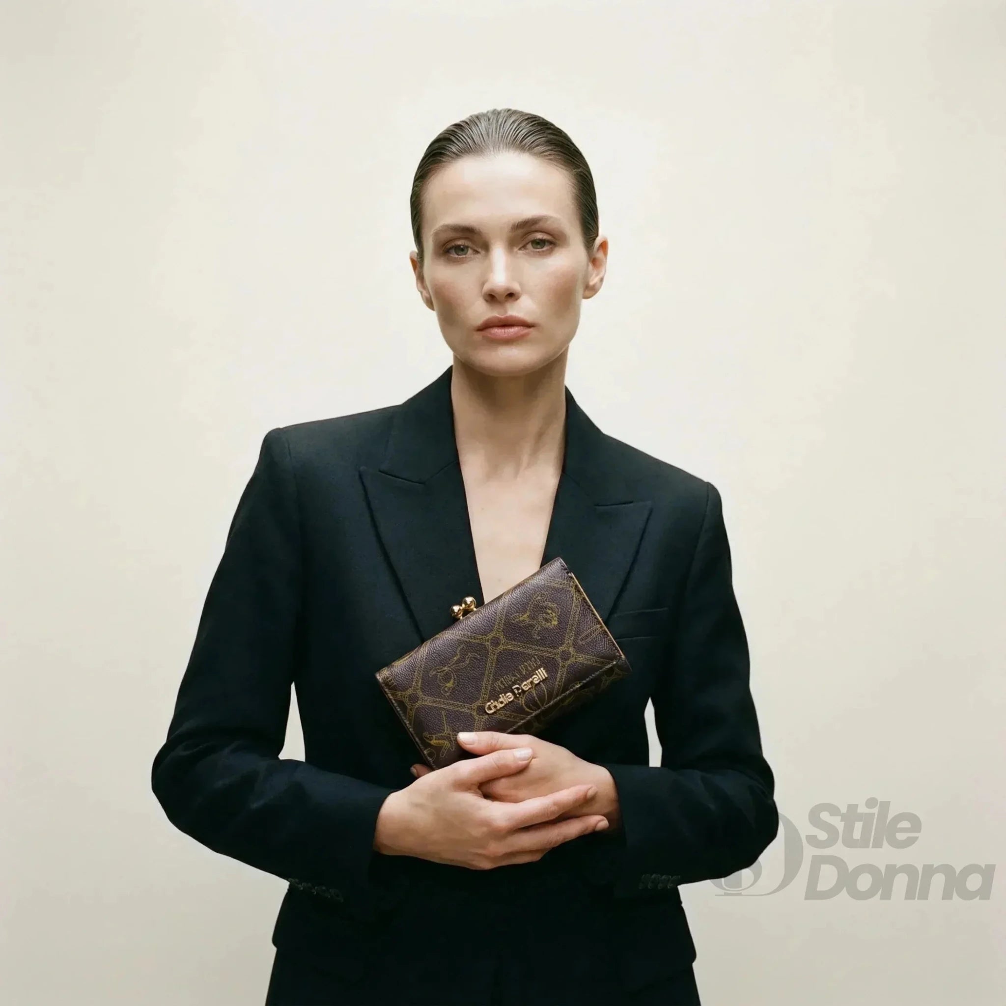 Giulia Pieralli Portafoglio a Mano in Ecopelle - Stile Donna Bags