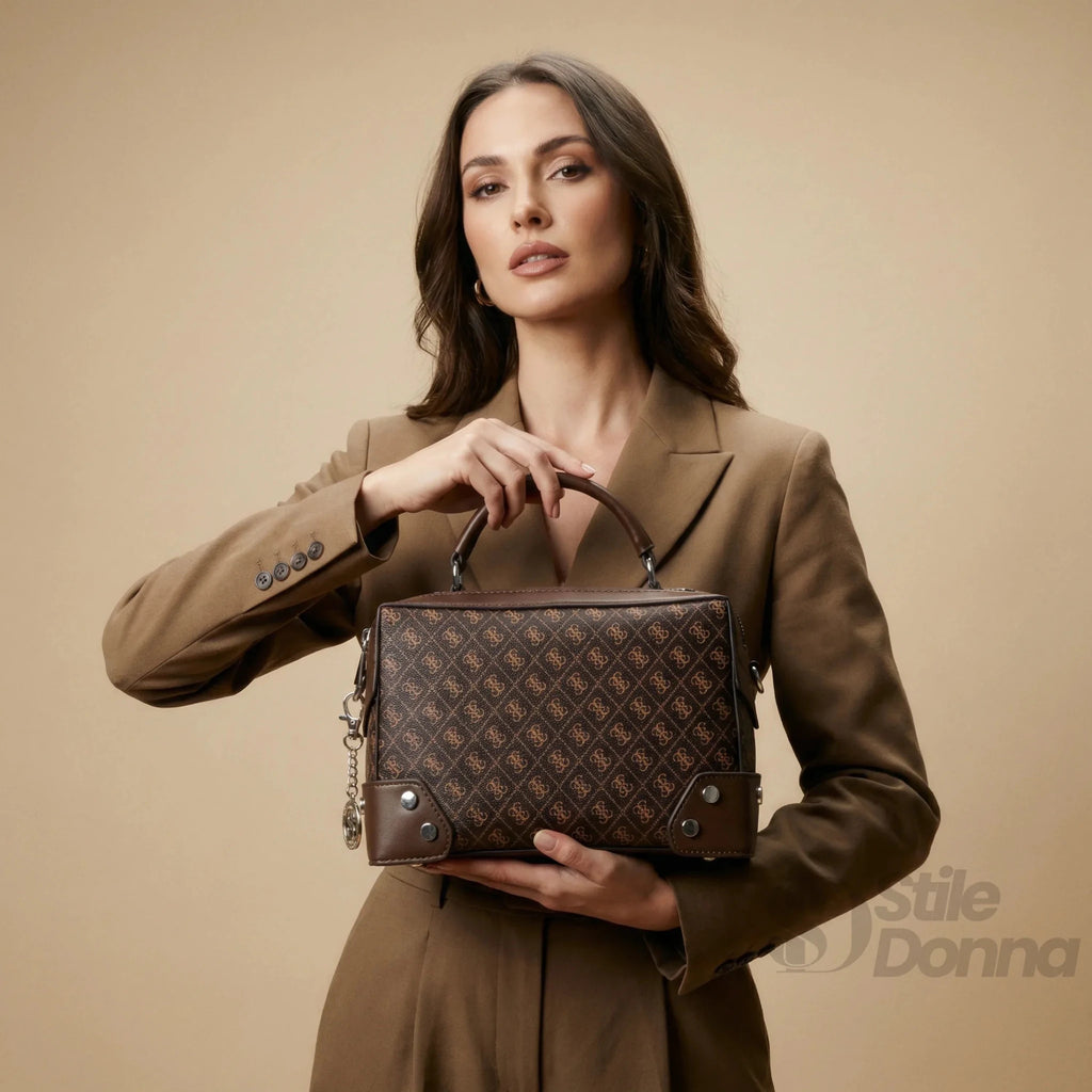 Mini Borsa da Medico in Ecopelle con Monogramma - Stile Donna Bags