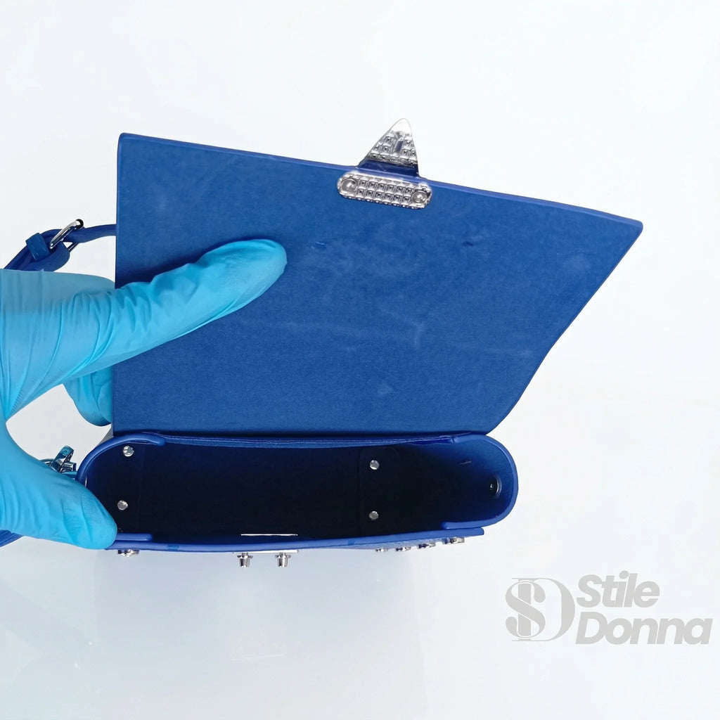 Pochette a Tracolla in Ecopelle con Finiture Argento - Stile Donna Bags