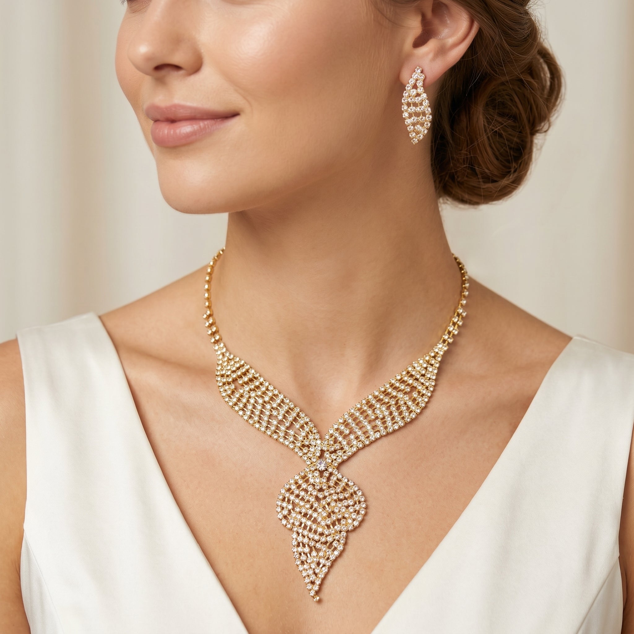 Set Collana e Orecchini Regal Infinity con Cristalli - Stile Donna Bags