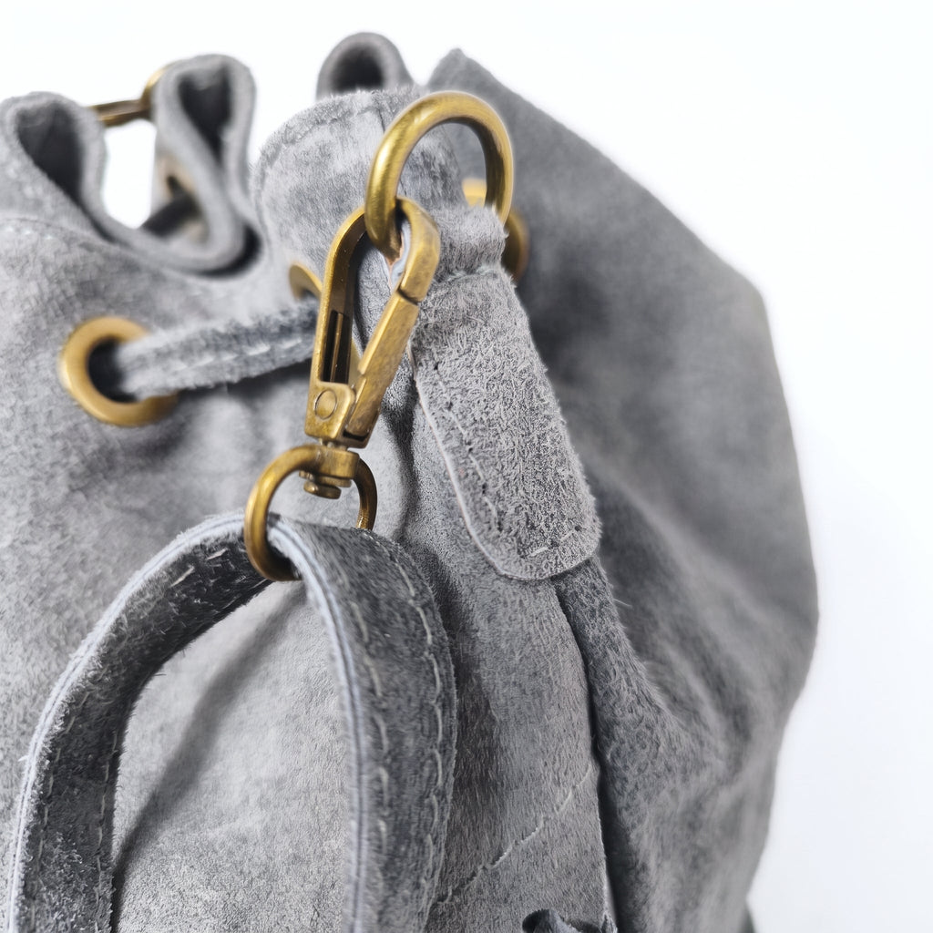 Borsa a Secchiello Scamosciata con Frange - Stile Donna - Catania