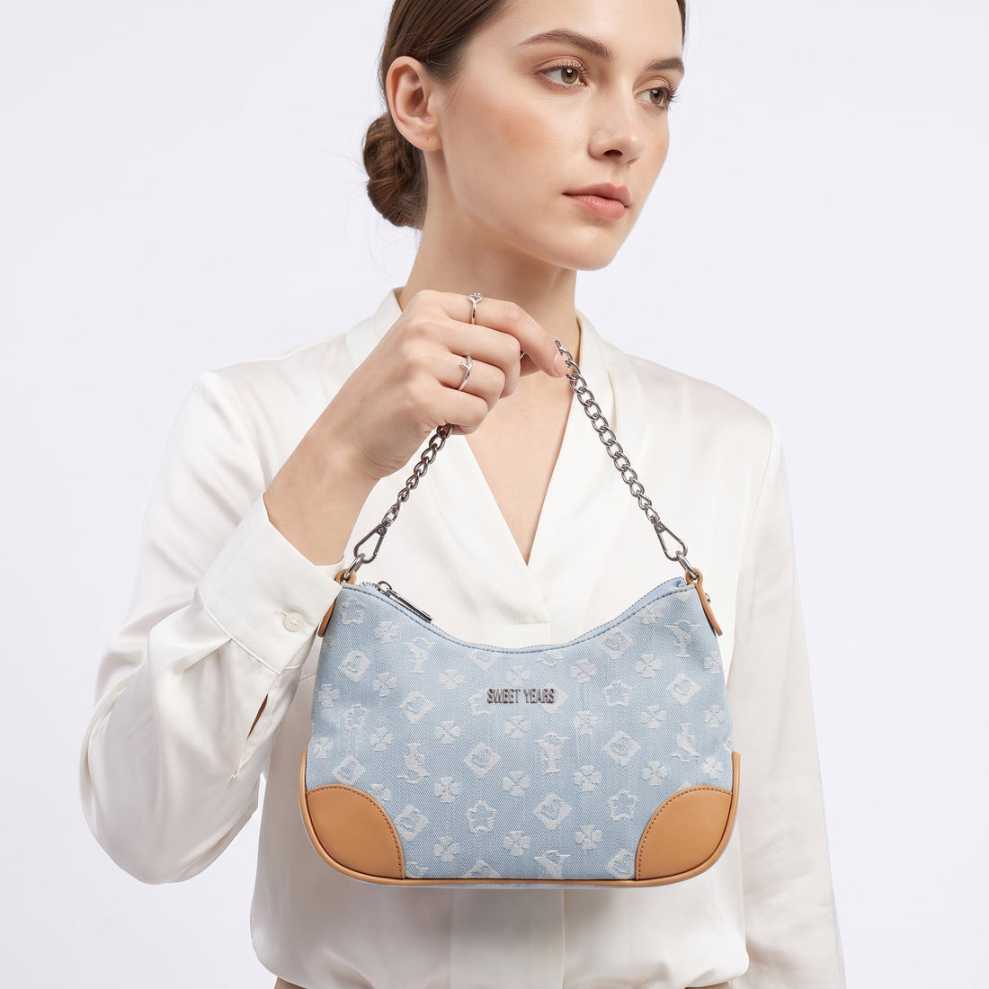 Sweet Years Borsa Hobo in Denim Jacquard con Catena e Tracolla Larga