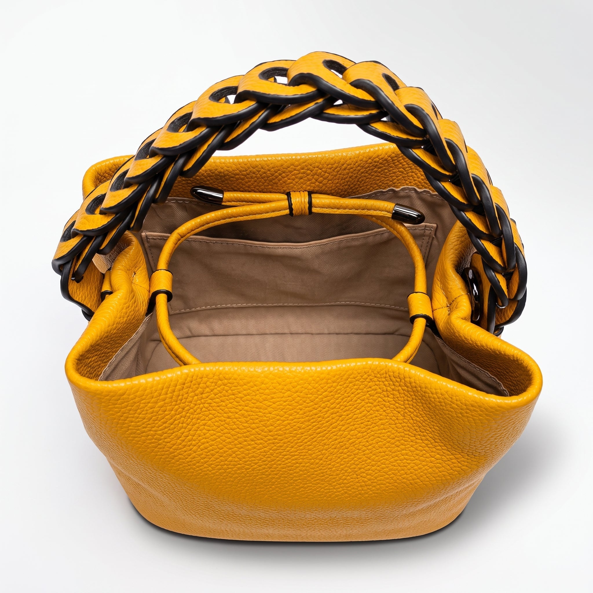 Borsa Secchiello con Manico Intrecciato in Ecopelle e Fodera con Tasche - Stile Donna Bags