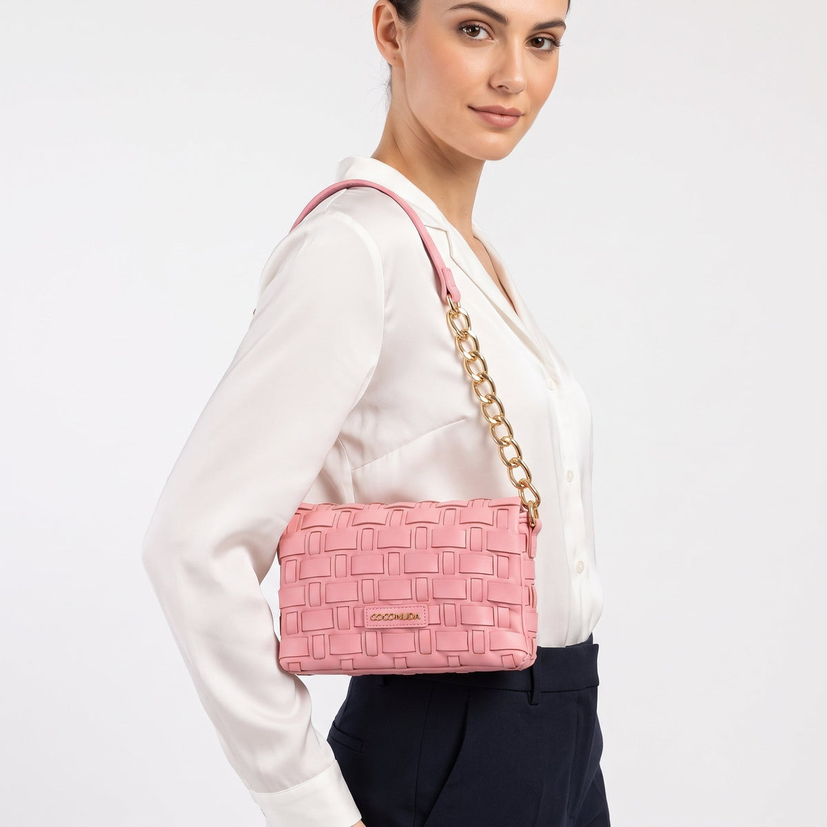 Coconuda Borsa Intrecciata a Tracolla in Ecopelle Rosa con Dettagli Dorati - Stile Donna - Catania