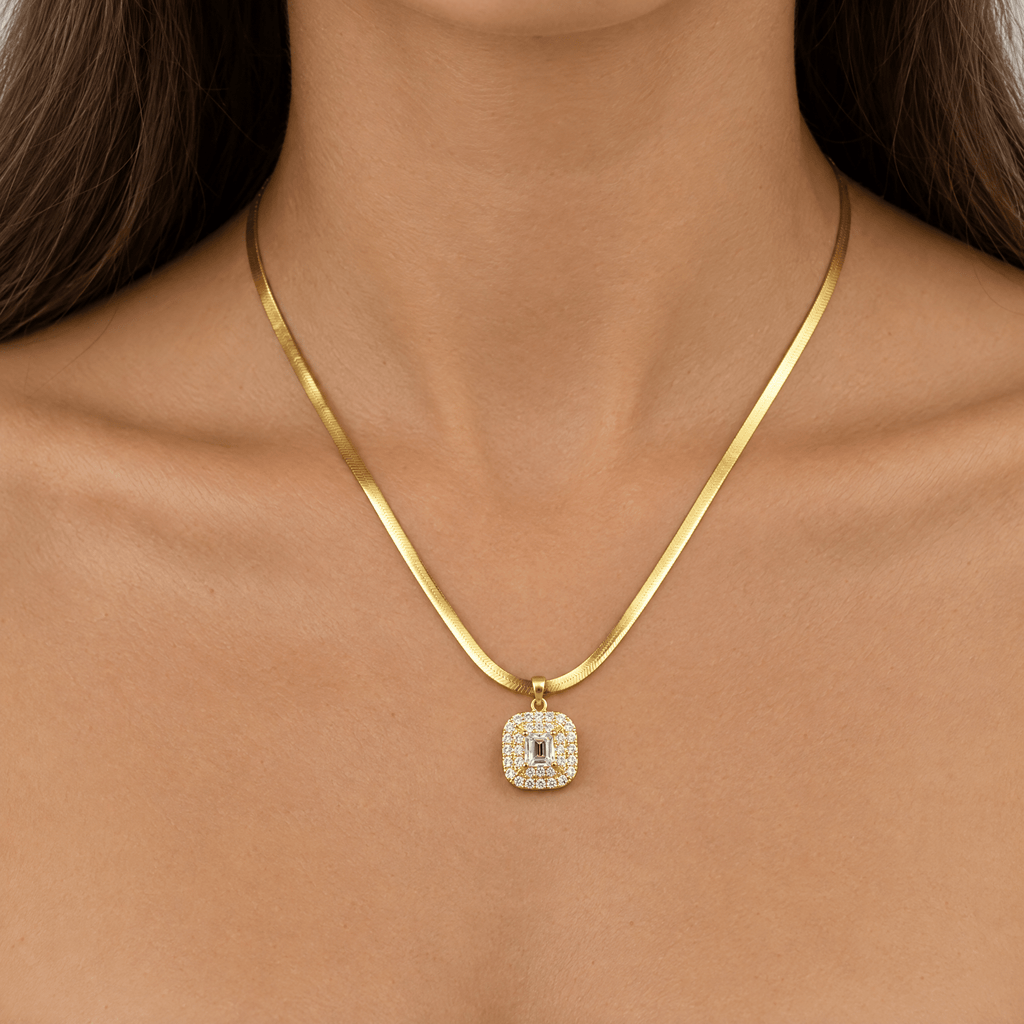 Collana Herringbone Oro con Iniziale - Stile Donna - Catania