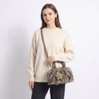 Tecla Borsa Pelosa con due manici intrecciati a tracolla regolabile - Stile Donna - Catania